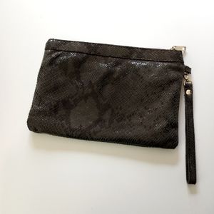 Laura DIMAGGIO Milano leather snake print clutch